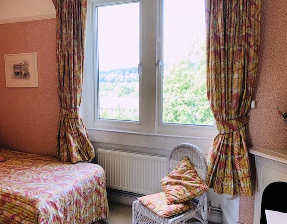 Lauras Townhouse Apartments Dressmakers Salon Бат Экстерьер фото